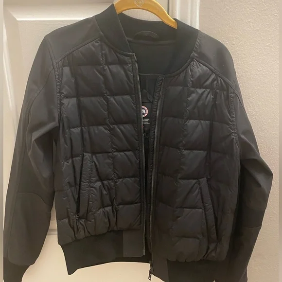 Canada Goose Woman’s Black Bomber Jacket - Picture 2 of 5
